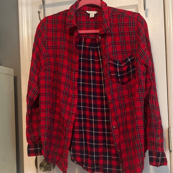 Est 1946 Stylish Red and Black Plaid Shirt Size M - Picture 1 of 4